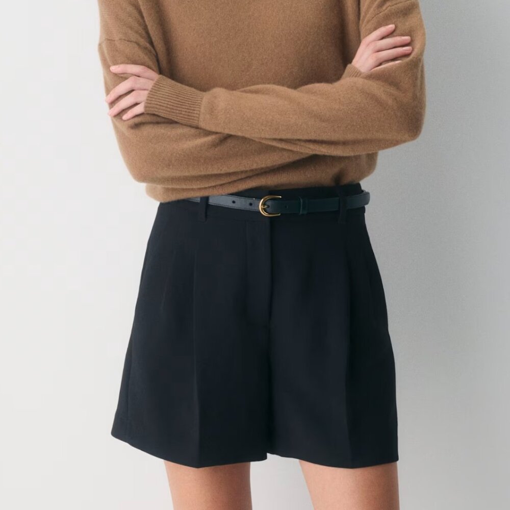 ARITZIA The Effortless Short Mid-Thigh Crepette High-rise wide-leg black 00